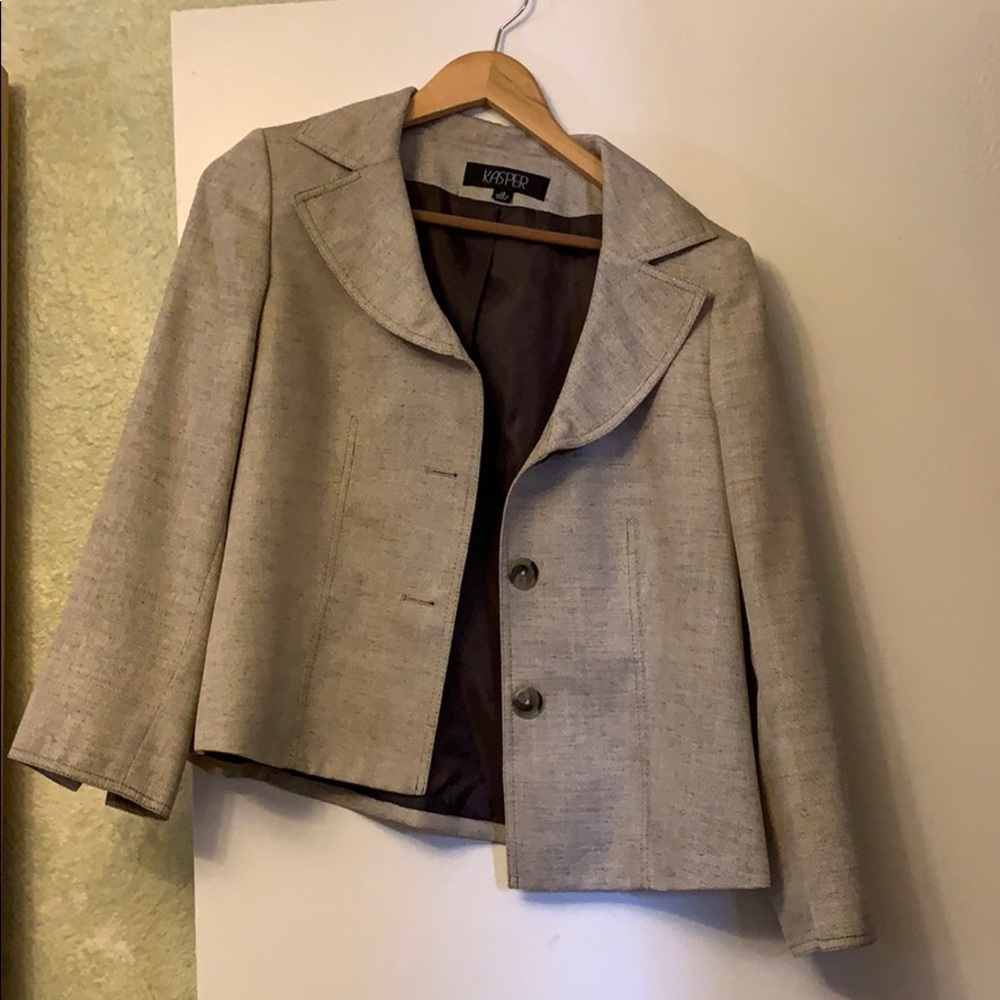 women’s suit
